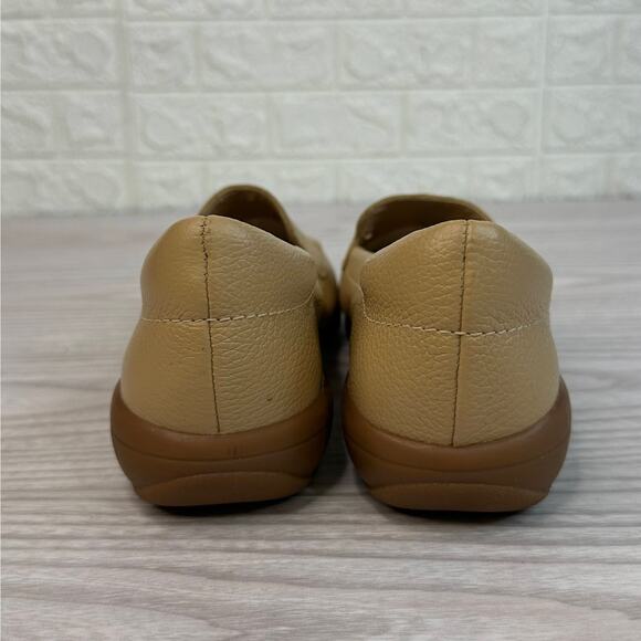 Easy Spirit Abide Loafer WMNS 8 Light Natural Leather Slip-On Comfort Cushioned - Picture 5 of 9